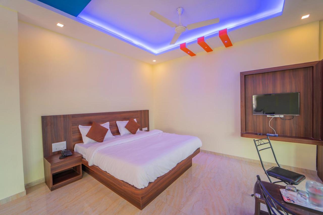 Veggies Residency & Pure Veg Restaurant Hotel Mahābaleshwar Exterior foto